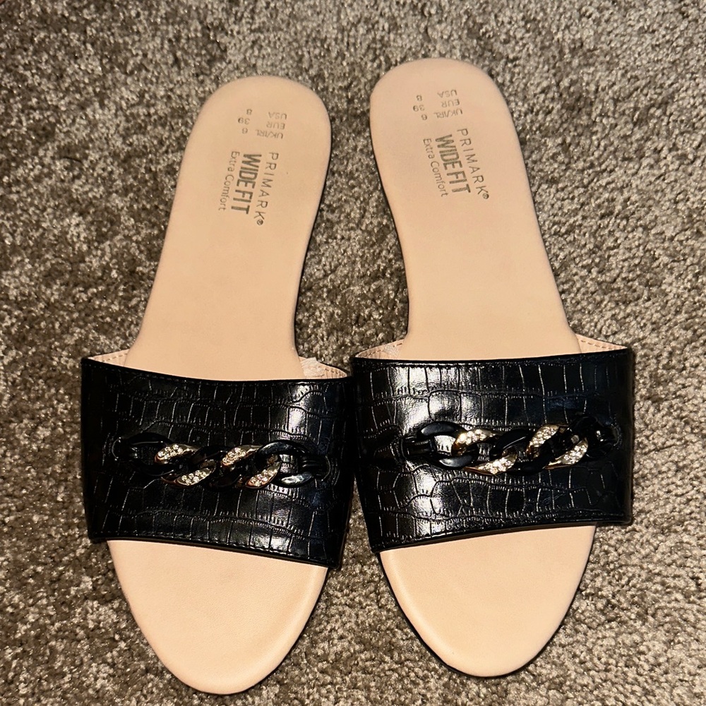 Primark Black Croc-Embossed Slide Sandals